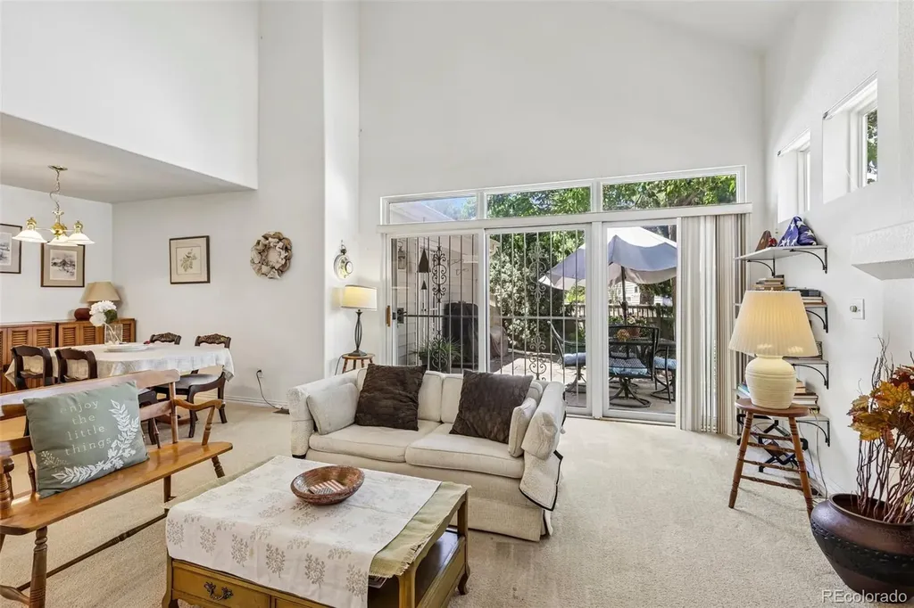 1011 S Valentia Street Denver CO 80247
