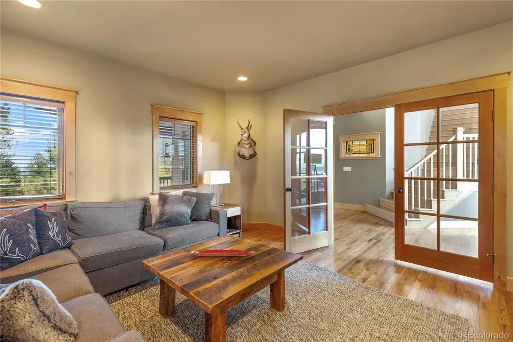 368 Patricia Point Woodland Park CO 80863