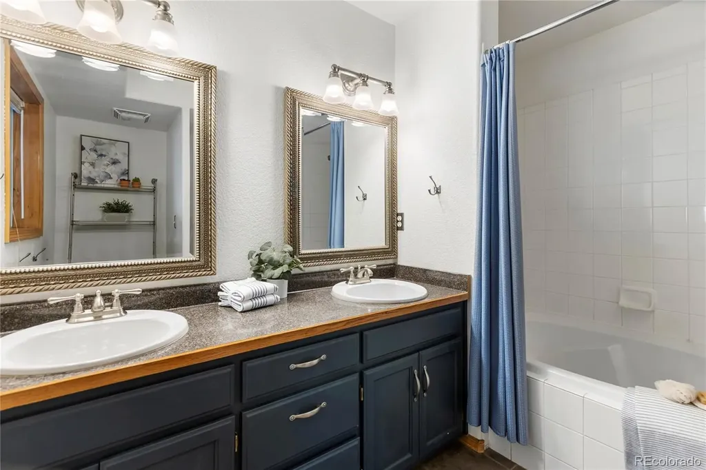 2988 Sunnywood Avenue Woodland Park CO 80863