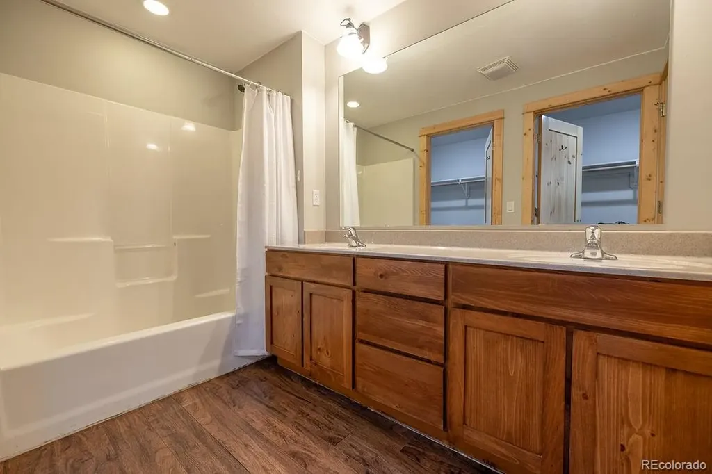 238 N Harrison Street Denver CO 80206