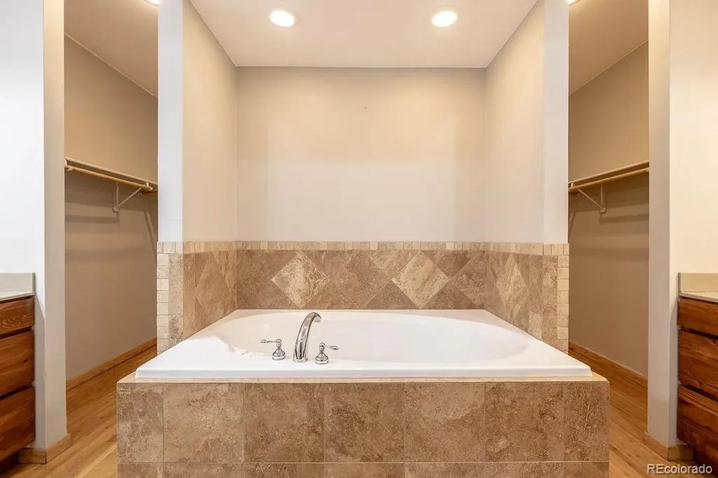 238 N Harrison Street Denver CO 80206