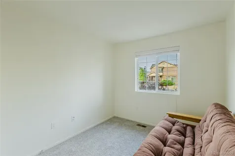 223 S New Castle Way Aurora CO 80018