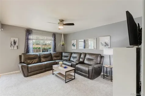 223 S New Castle Way Aurora CO 80018