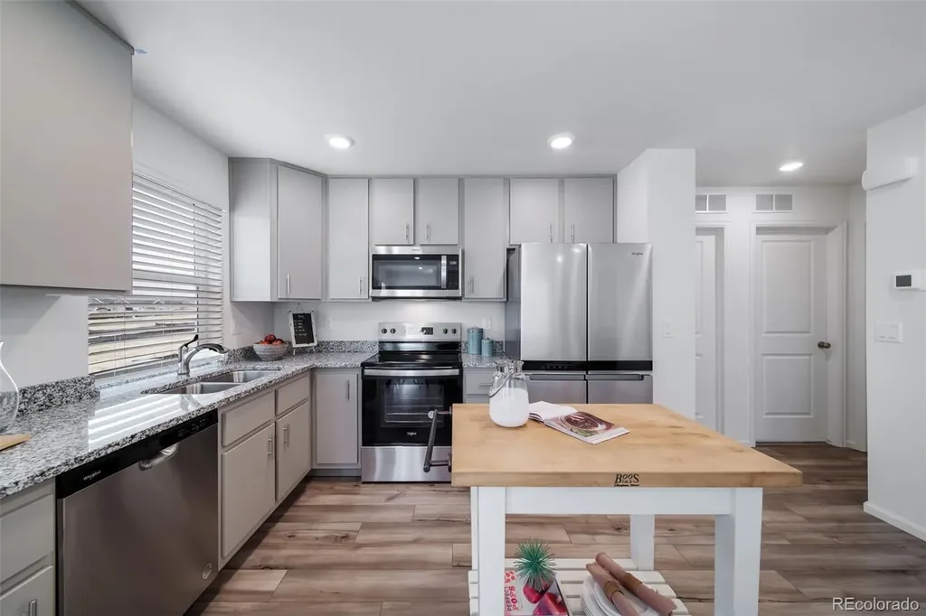 46519 Gold Prairie Drive Bennett CO 80102