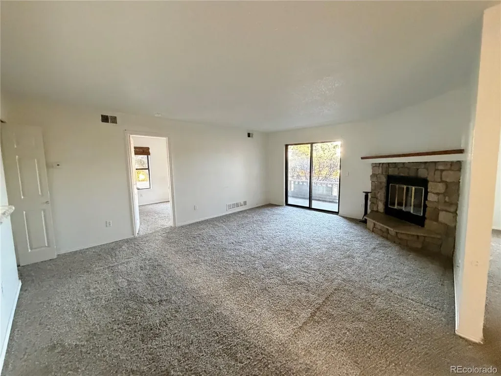 12043 W Cross Drive Littleton CO 80127