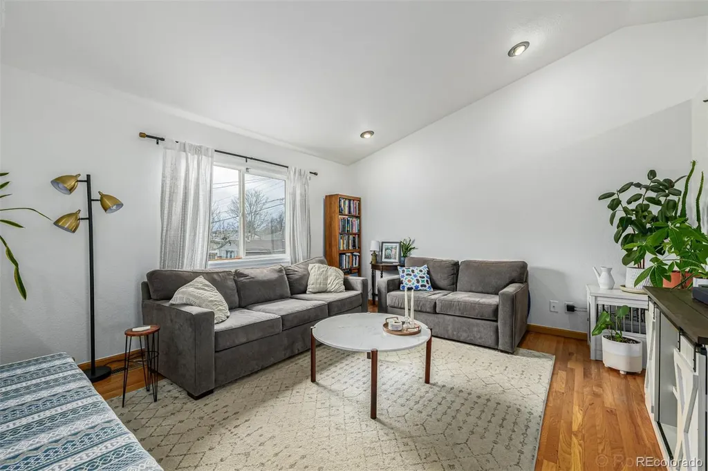 965 Wolff Street Denver CO 80204