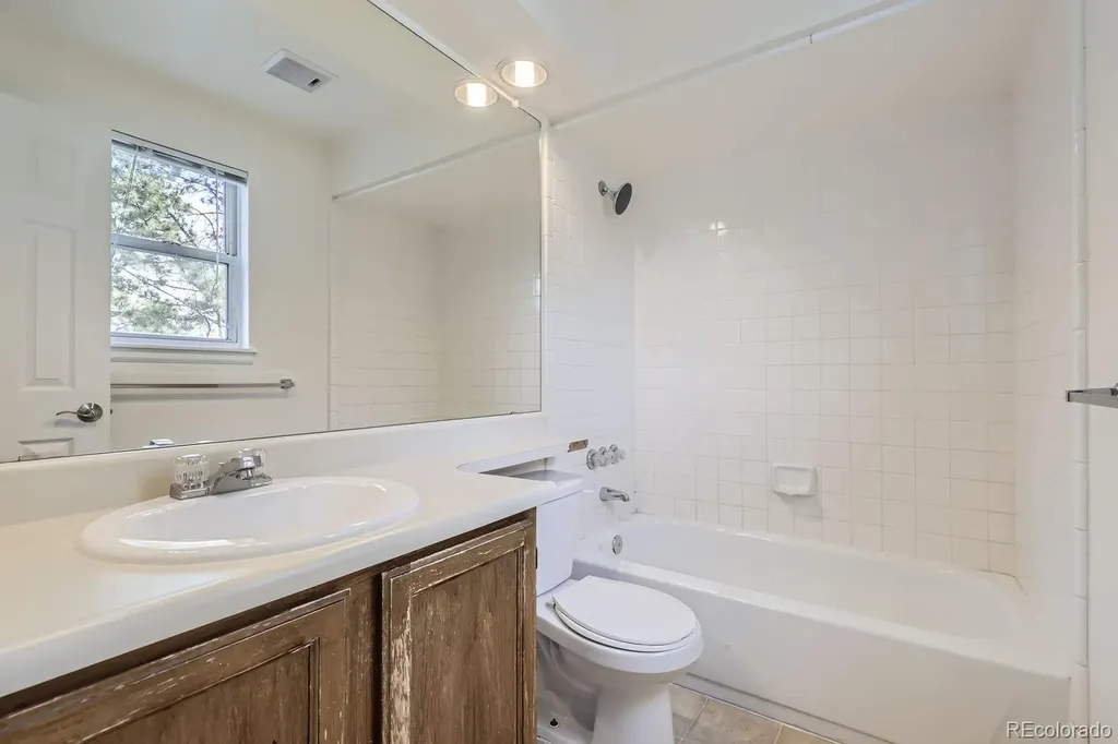 12404 E Tennessee Circle Aurora CO 80012