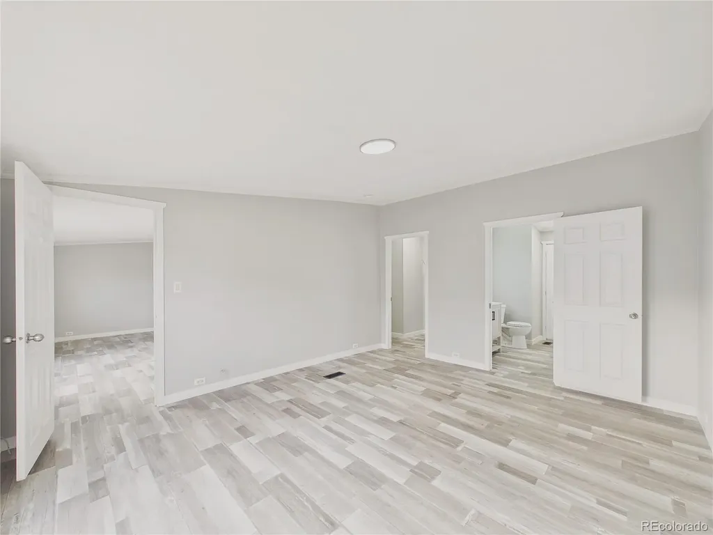 9400 Elm Court Denver CO 80260