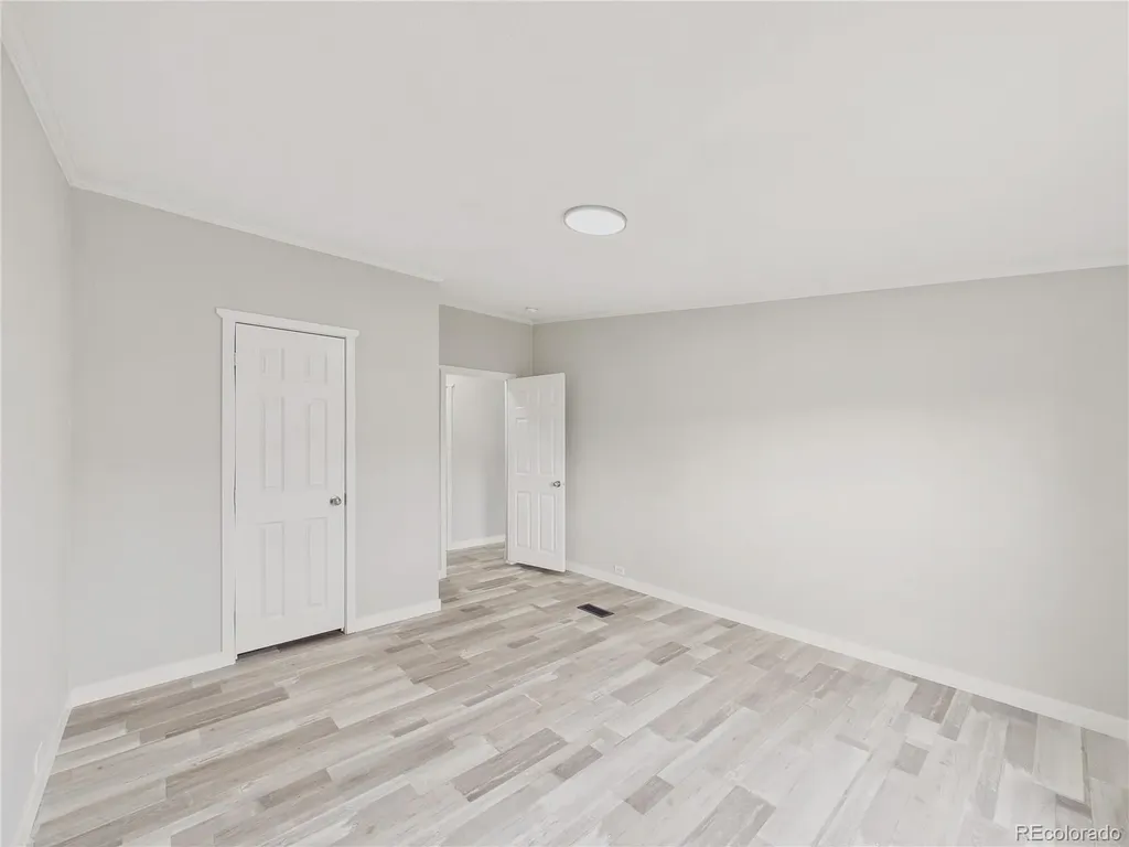 9400 Elm Court Denver CO 80260