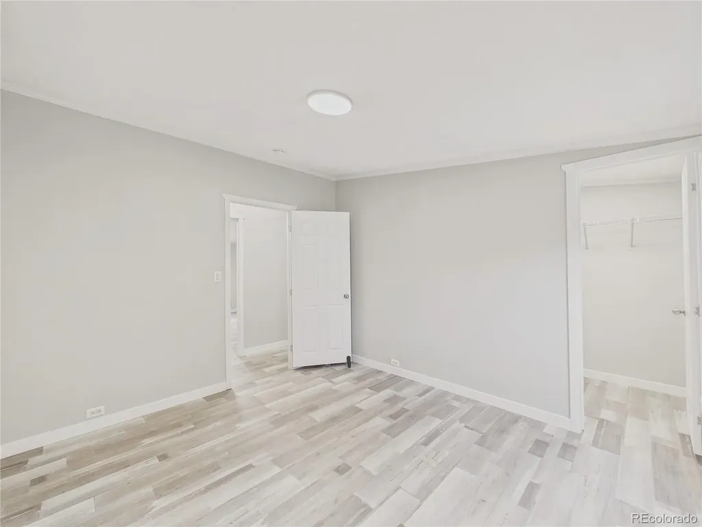 9400 Elm Court Denver CO 80260