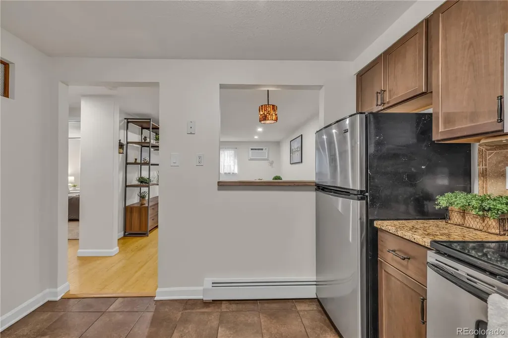 20 S Logan Street Denver CO 80209