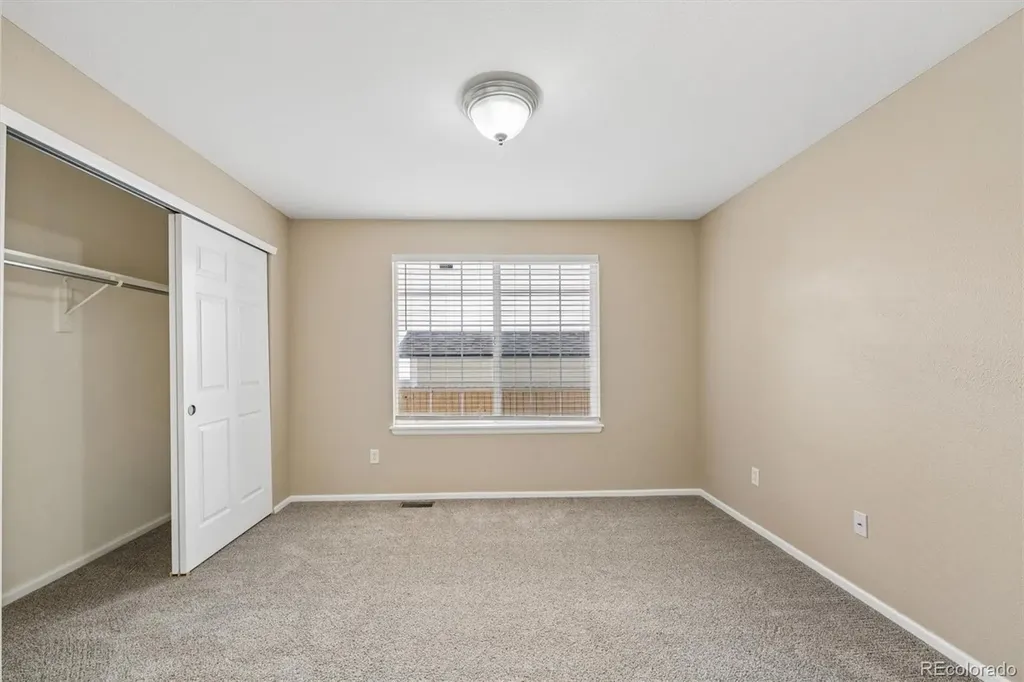 5652 S Yakima Way Aurora CO 80015