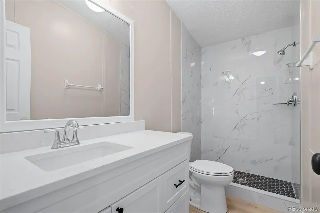 2885 E Mid Way Boulevard Denver CO 80234