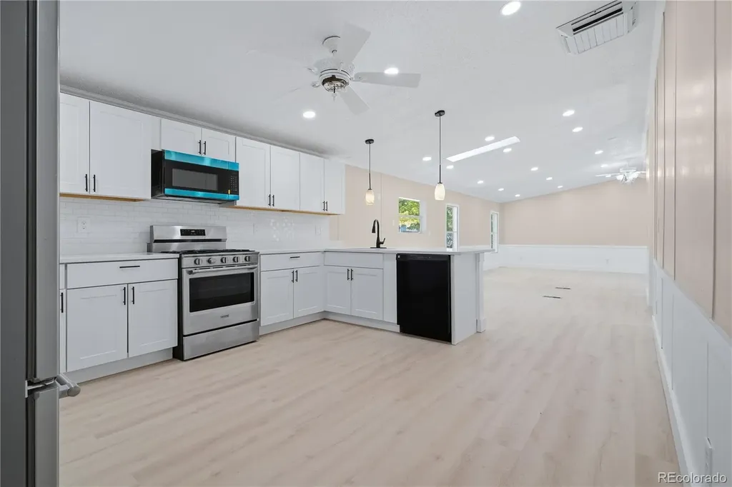 2885 E Mid Way Boulevard Denver CO 80234