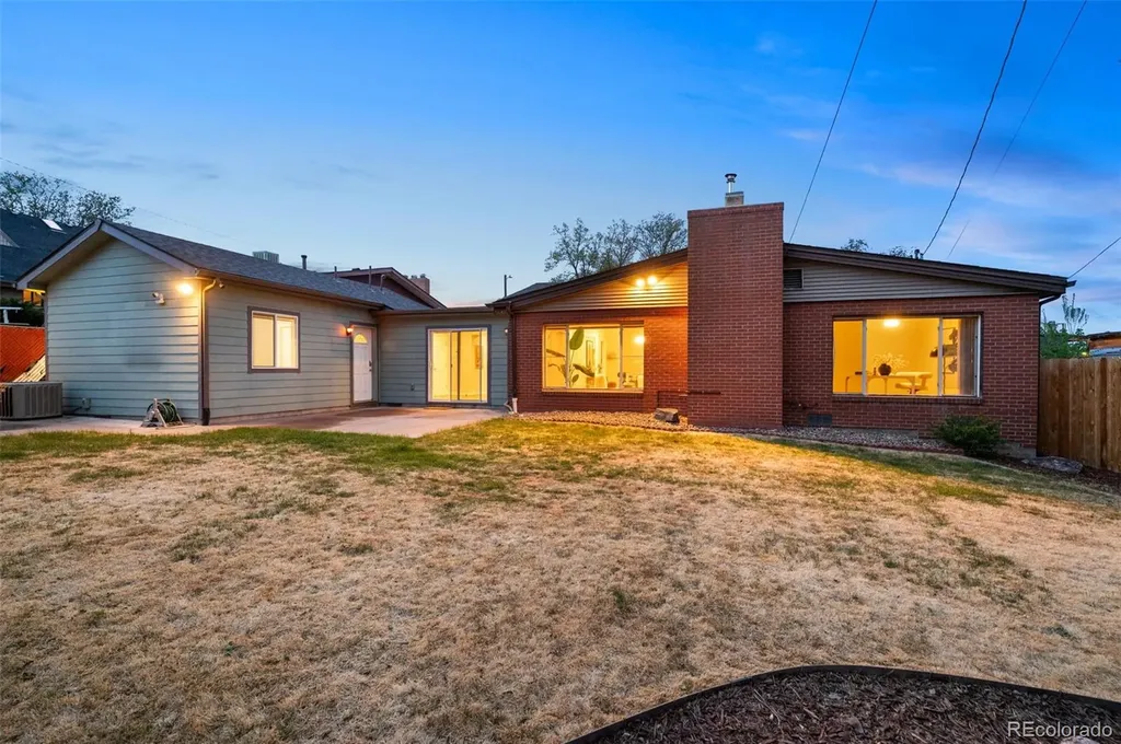 1670 Zenobia Street Denver CO 80204