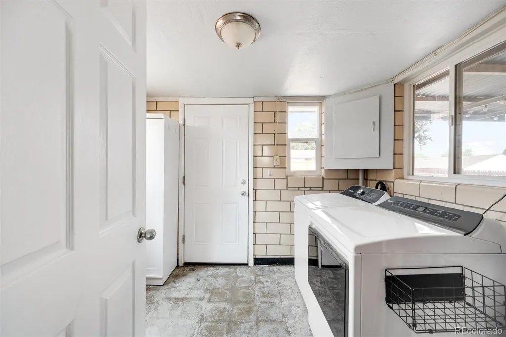 725 S Pecos Street Denver CO 80223