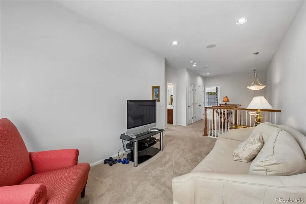 9489 Cedarhurst Lane Highlands Ranch CO 80129