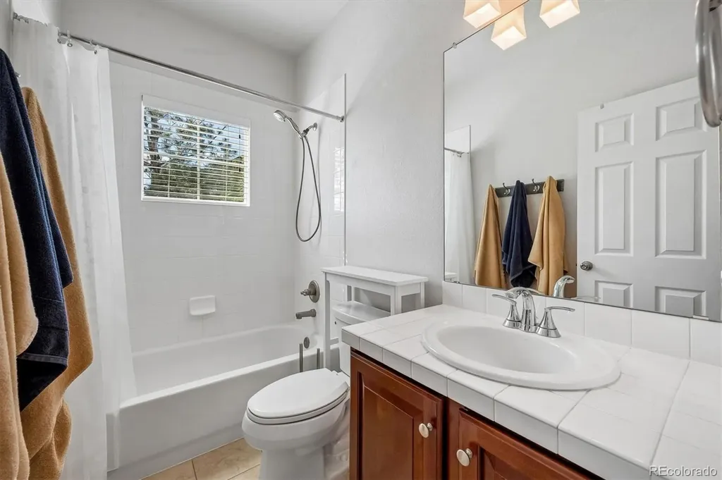 9489 Cedarhurst Lane Highlands Ranch CO 80129
