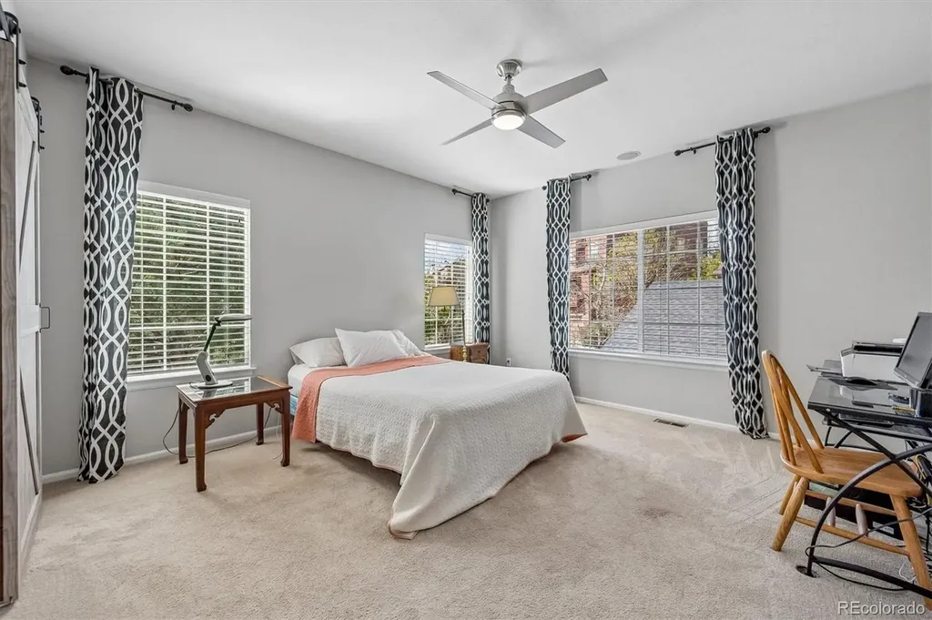 9489 Cedarhurst Lane Highlands Ranch CO 80129