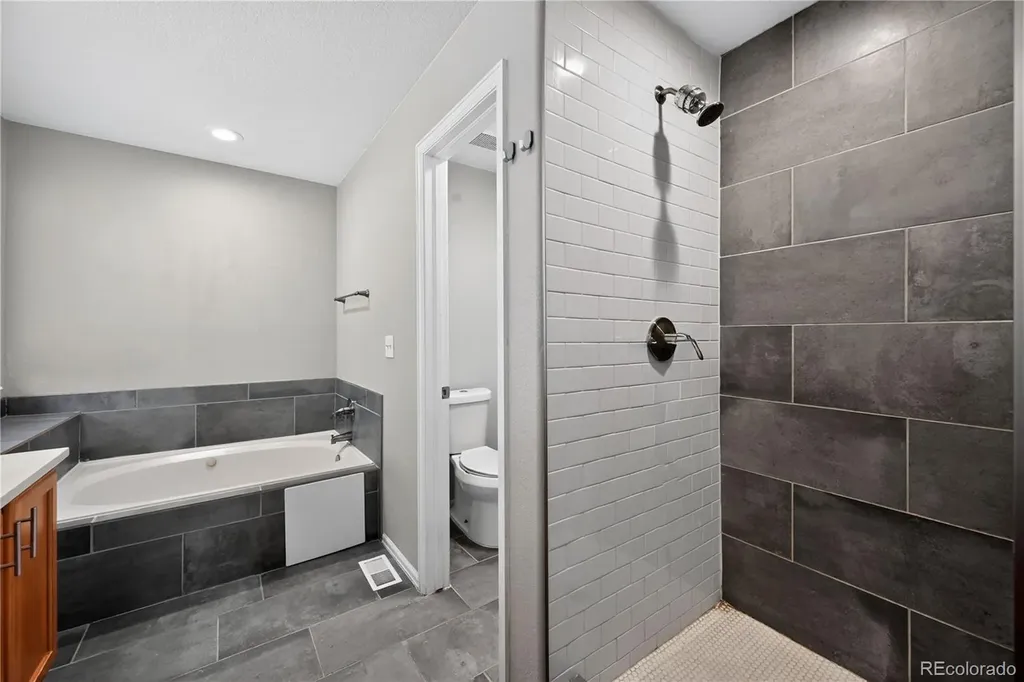 23291 E Orchard Place Aurora CO 80015