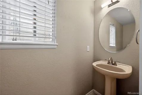23291 E Orchard Place Aurora CO 80015