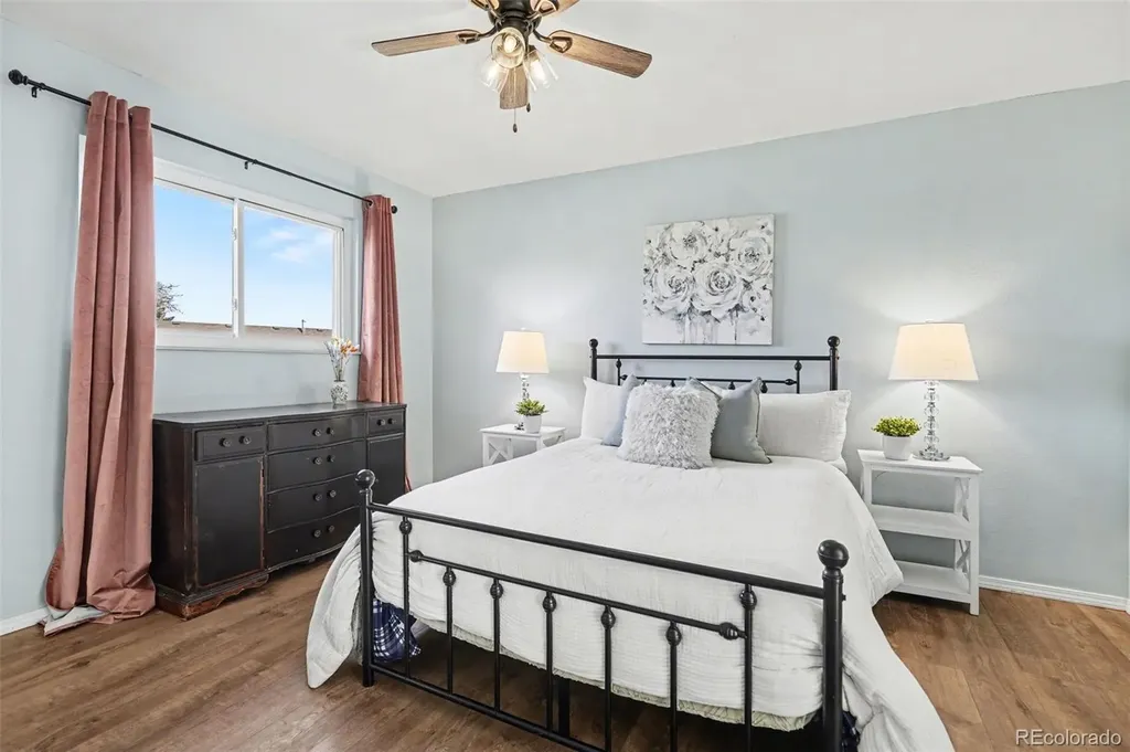 1632 S Rifle Street Aurora CO 80017