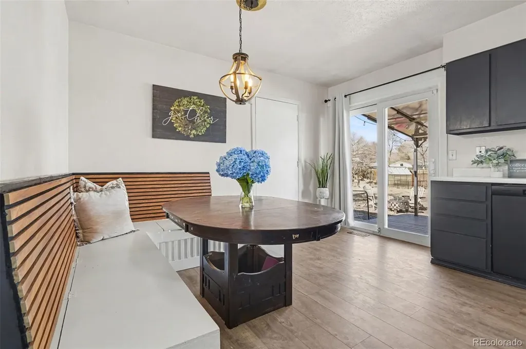 1632 S Rifle Street Aurora CO 80017