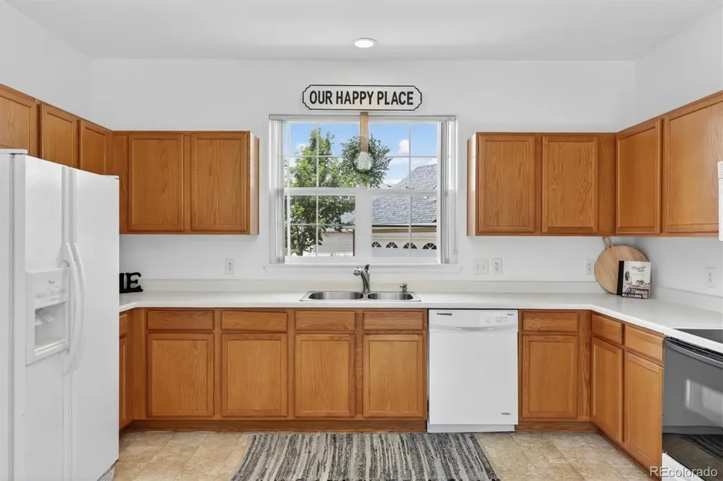 10318 Adams Place Denver CO 80229