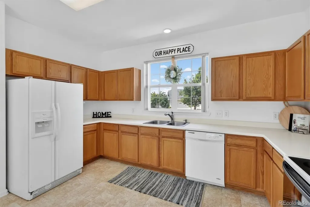 10318 Adams Place Denver CO 80229