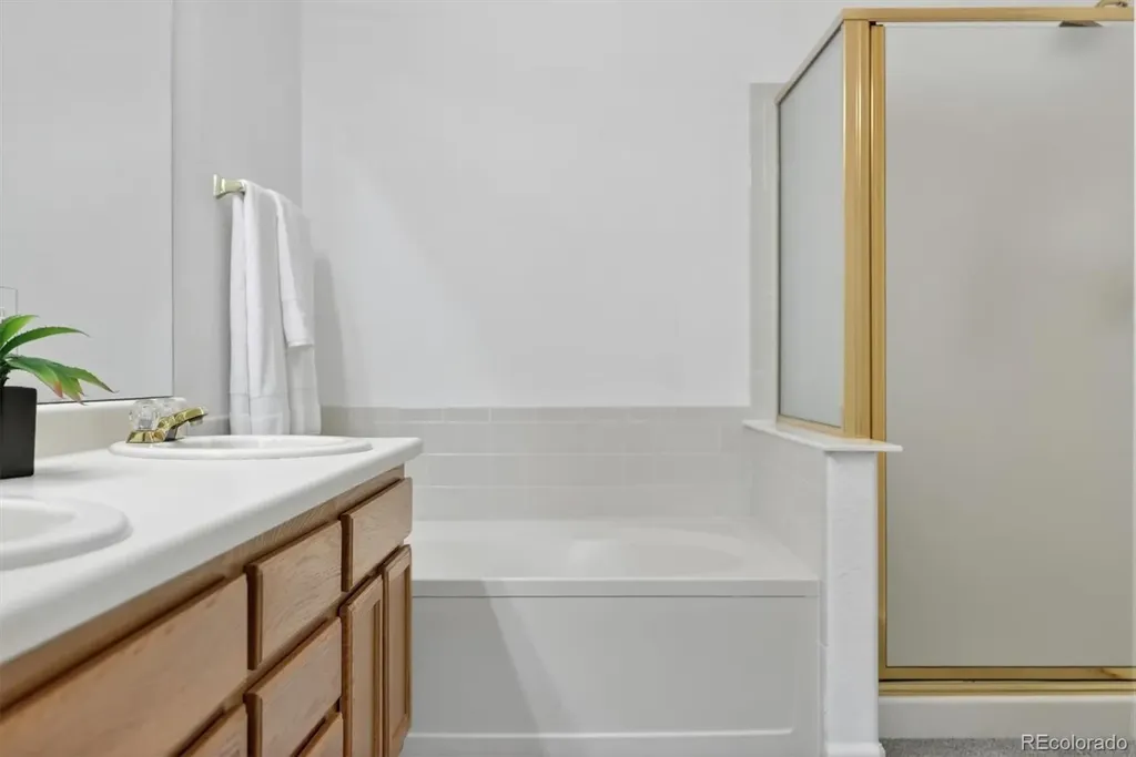 10318 Adams Place Denver CO 80229