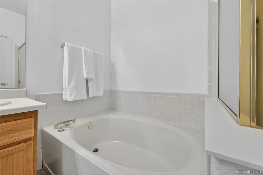 10318 Adams Place Denver CO 80229