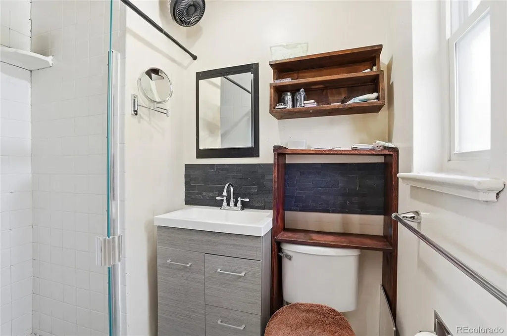 6895 W Bayaud Avenue Denver CO 80226