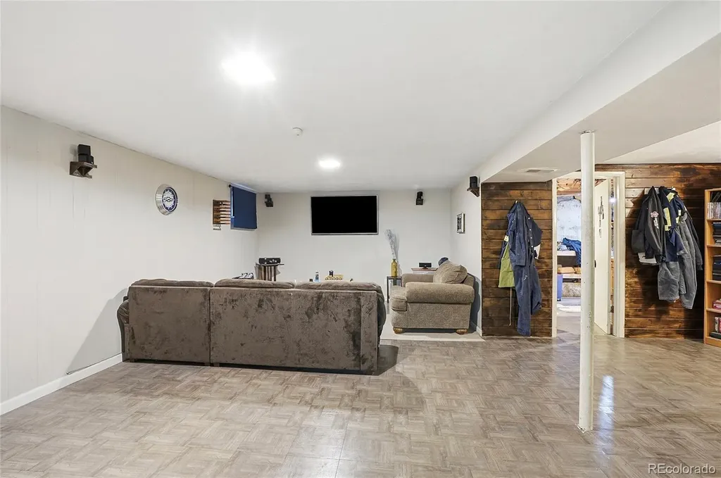 6895 W Bayaud Avenue Denver CO 80226