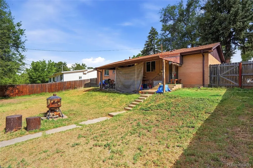 6895 W Bayaud Avenue Denver CO 80226