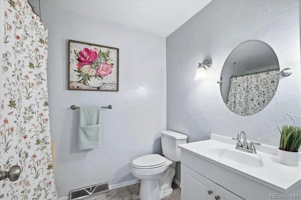 9837 W Arizona Avenue Lakewood CO 80232