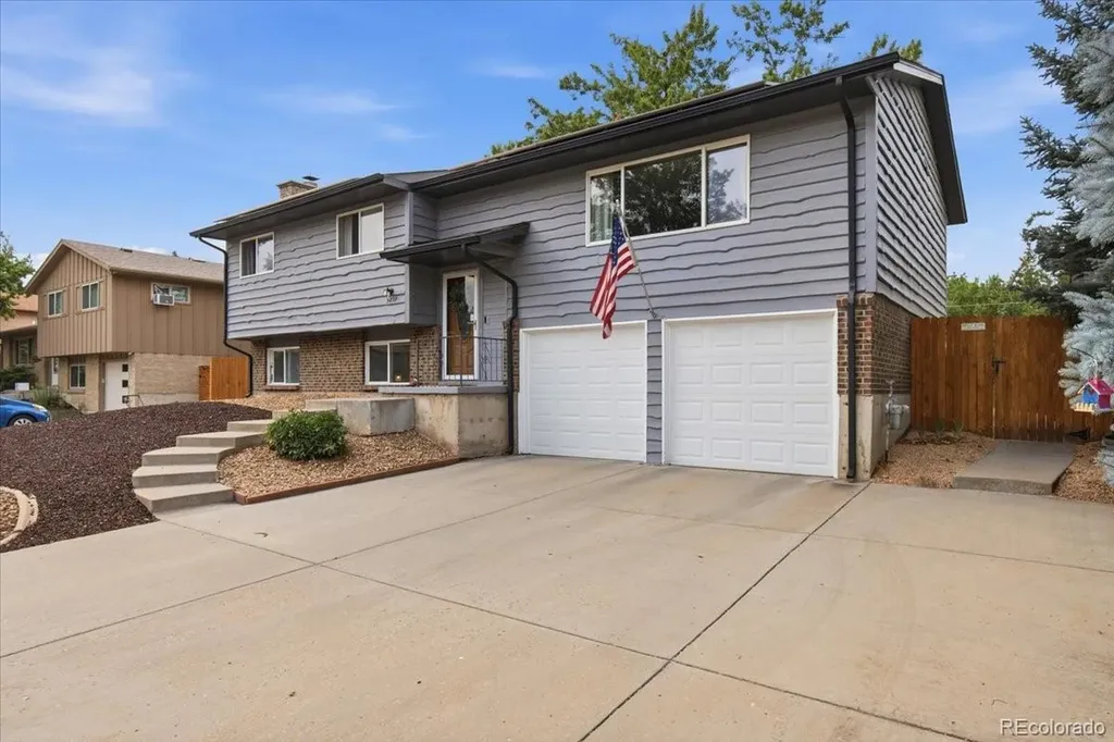 9837 W Arizona Avenue Lakewood CO 80232