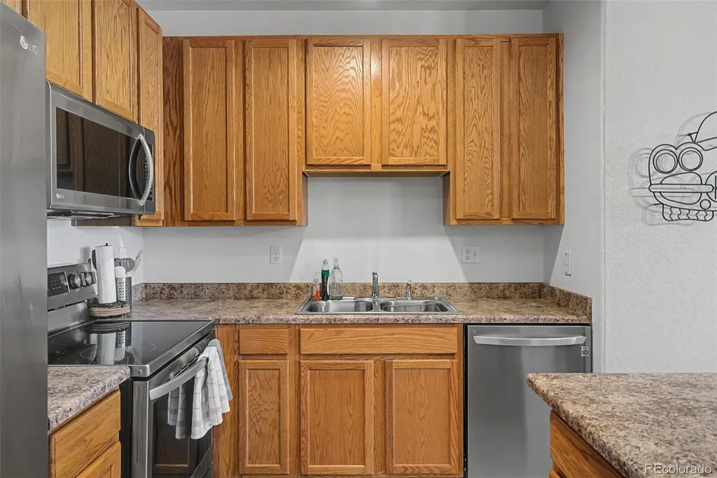 15470 Canyon Rim Drive Englewood CO 80112