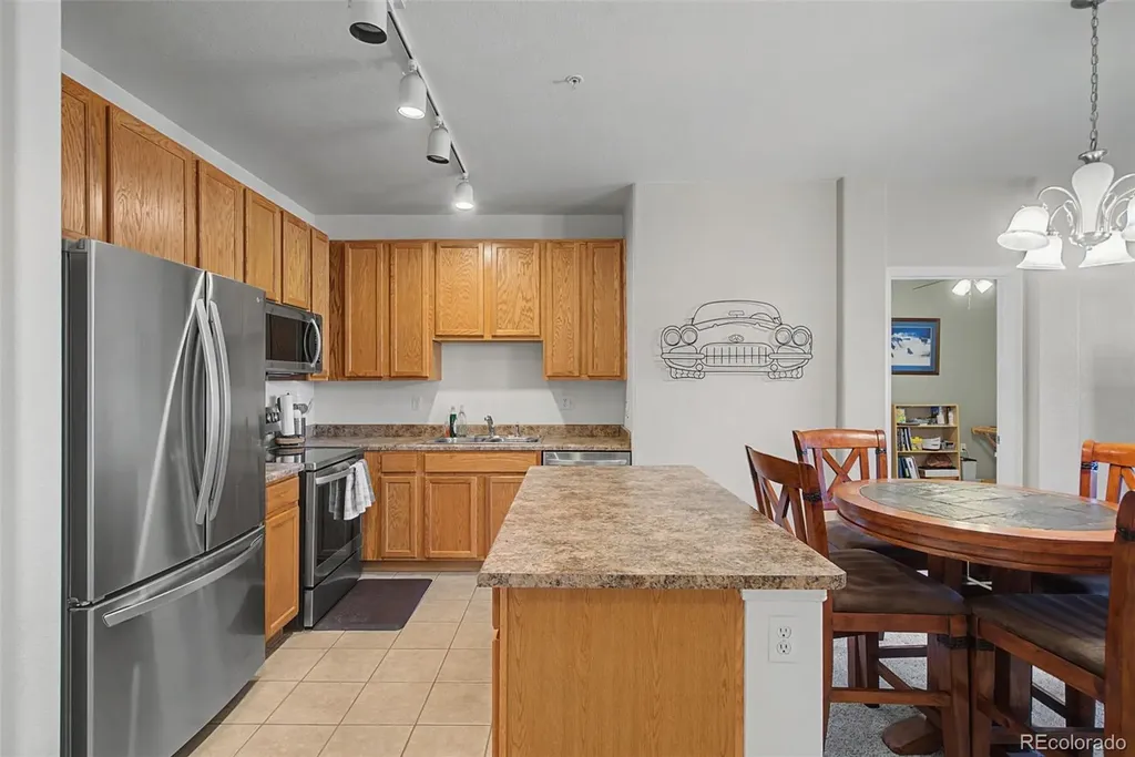 15470 Canyon Rim Drive Englewood CO 80112
