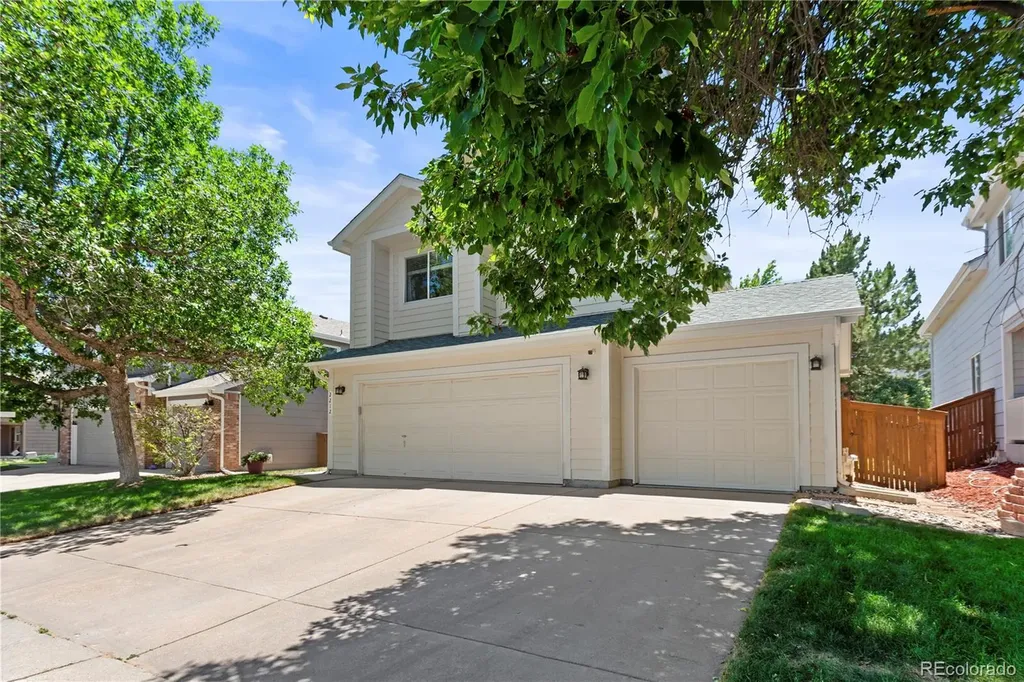 2212 Hyacinth Road Littleton CO 80129