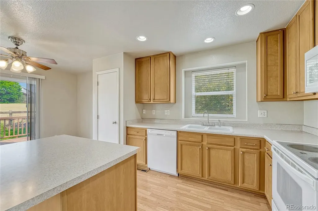 11359 Locust Street Thornton CO 80233