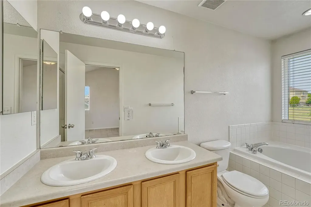 11359 Locust Street Thornton CO 80233