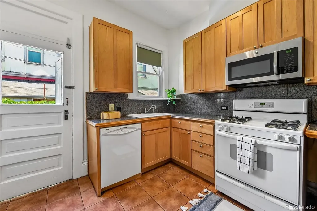229 Cherokee Street Denver CO 80223