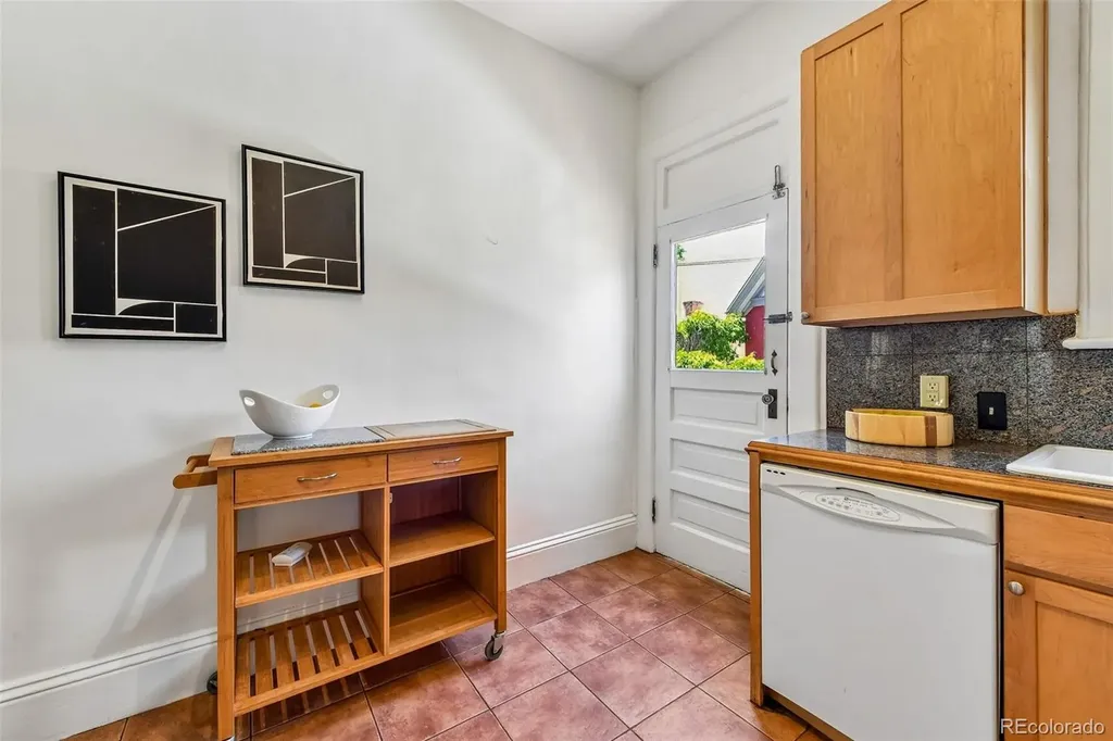 229 Cherokee Street Denver CO 80223