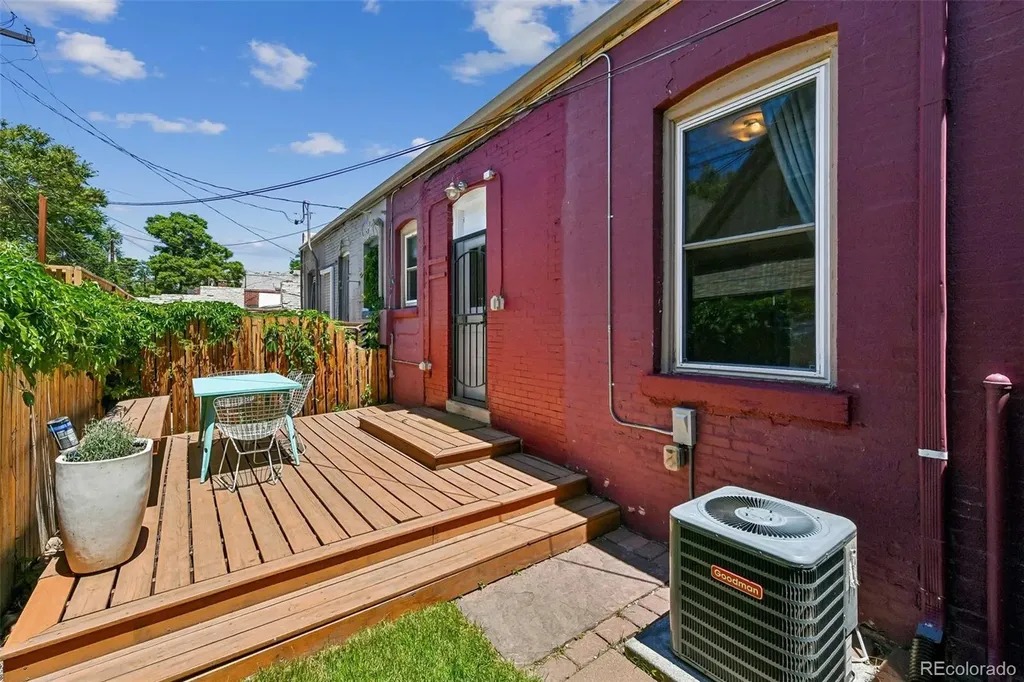 229 Cherokee Street Denver CO 80223