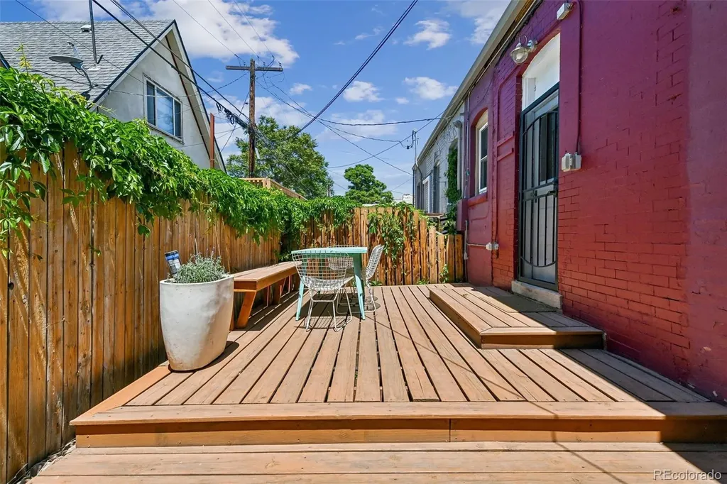 229 Cherokee Street Denver CO 80223