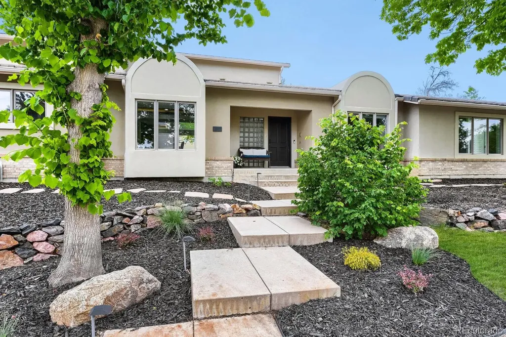6556 S Adams Court Littleton CO 80121