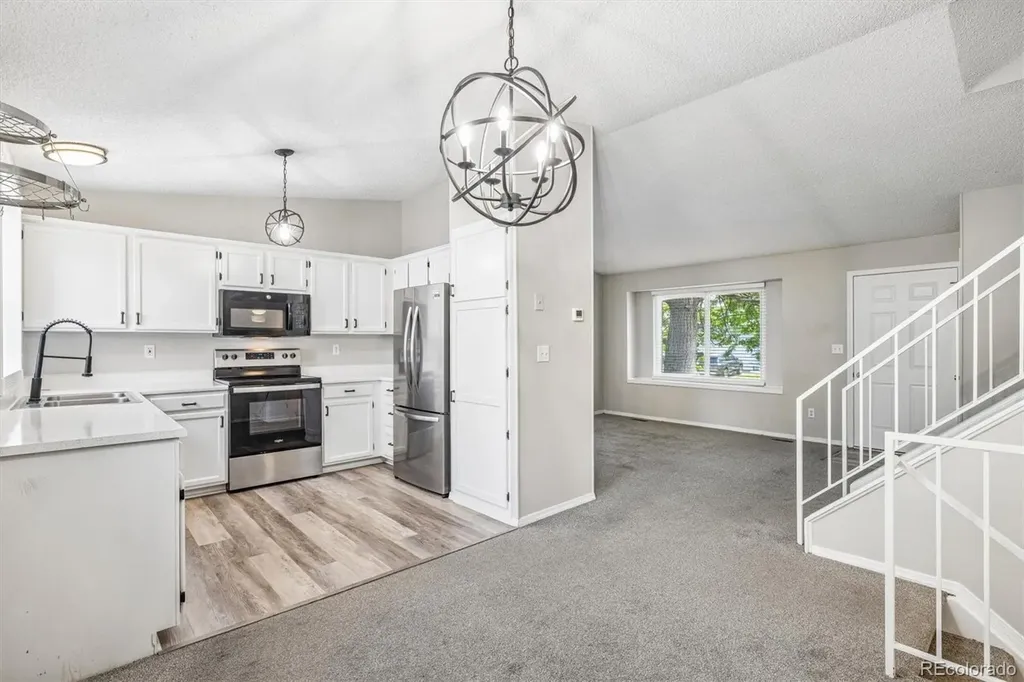 17611 Ponderosa Avenue Parker CO 80134