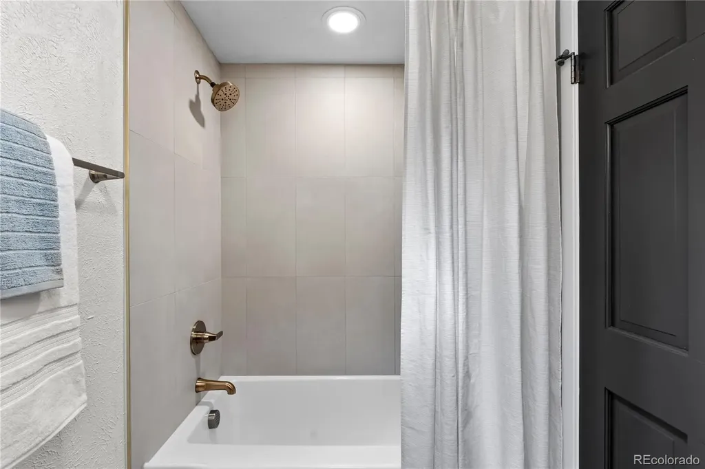 6958 Brentwood Court Arvada CO 80004
