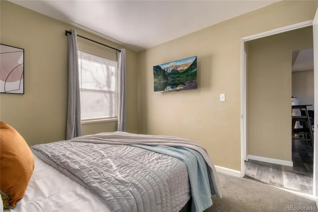 1418 Ironton Street Aurora CO 80010