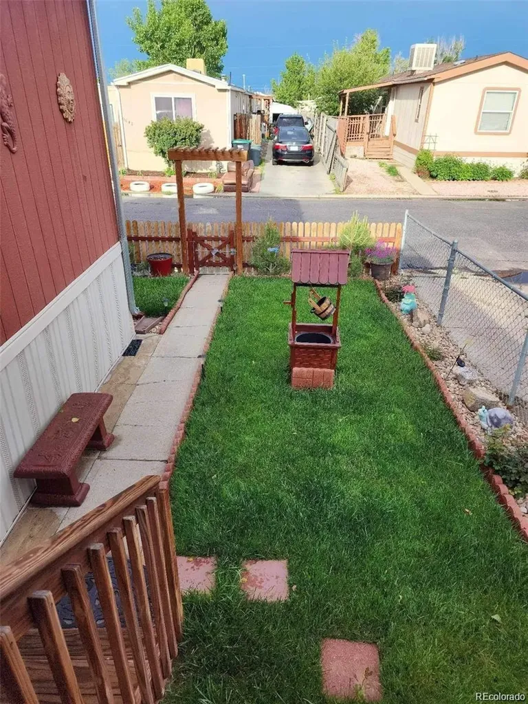9641 Glencoe Court Denver CO 80229